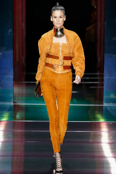 Look 1